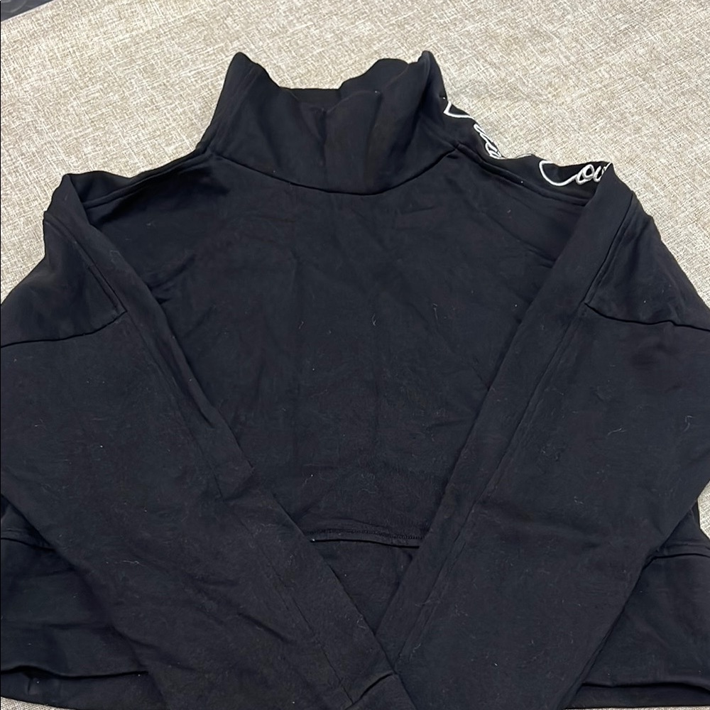 Black crop top Turtleneck Sweatshirt